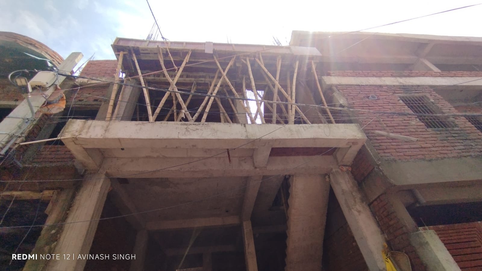 thikedaar build home in bihar with 3 floor